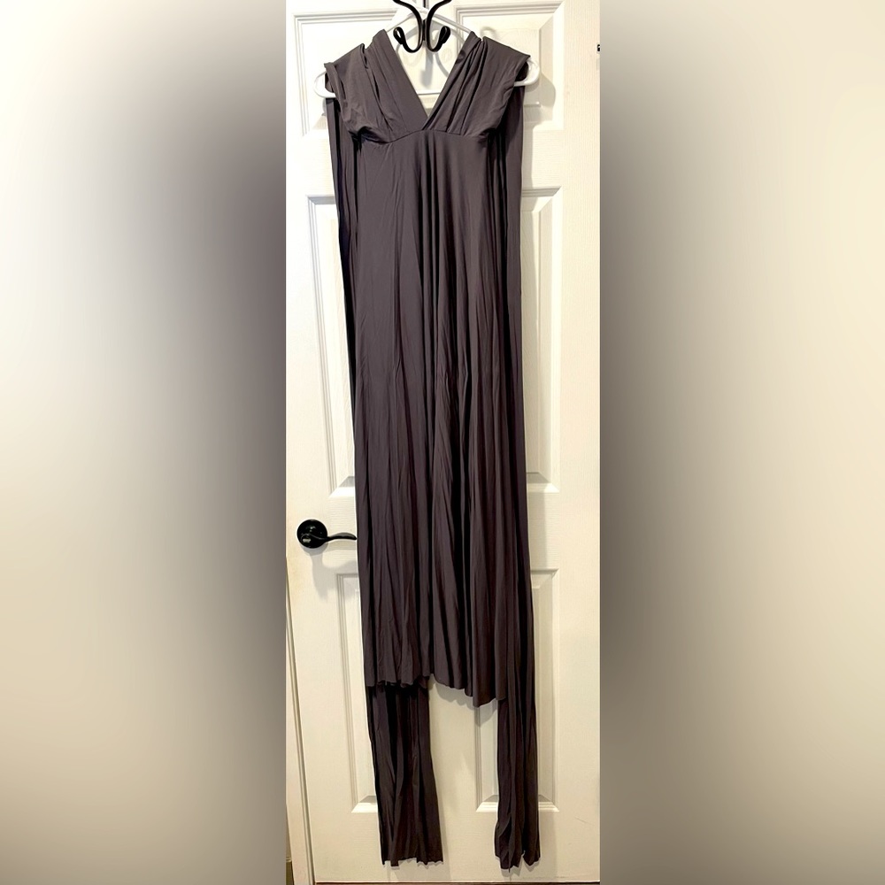 Convertible infinity dress from Lulu in Grey. Bridesmaid or formal dress. NWT